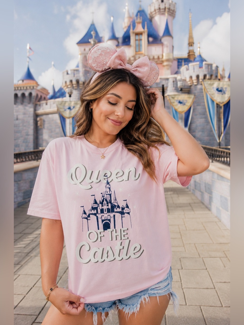 DISNEY PARKS NEW Queen of the Castle Sparkle Tee Pink Castle Princess Sz L Femme